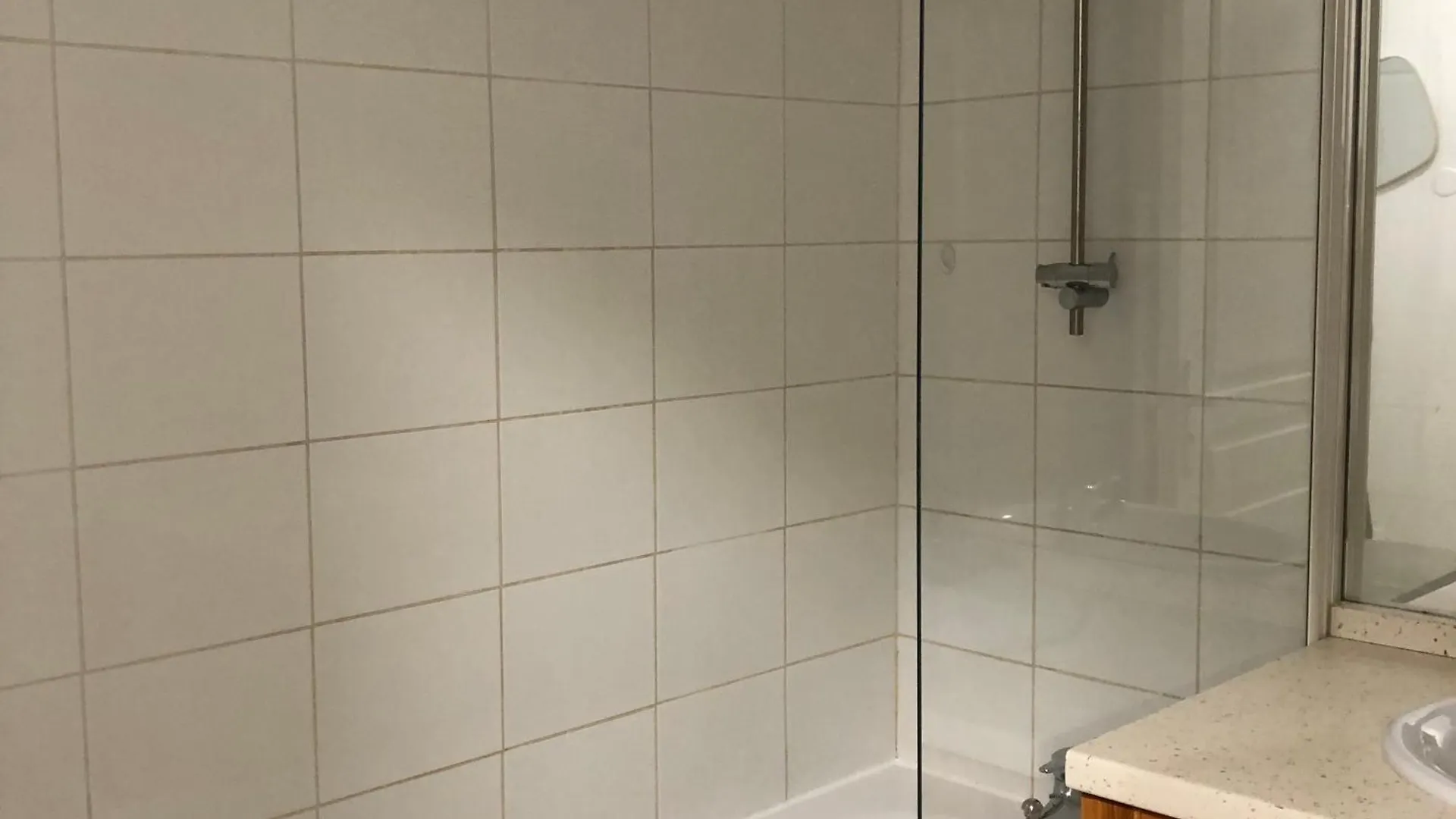 Apartment Appart T 3 Bagneres-De-Luchon Vue Montagne - Piscine Mi Juin